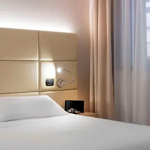 **** Hotel Western Cavalieri Della Italy