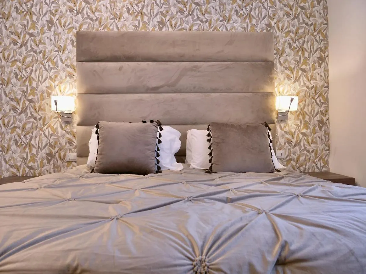 Guest house Helmirage Trevi Suite Rome Italy