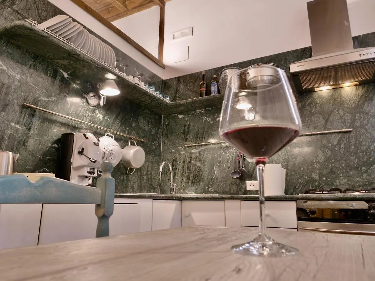 Guest house Helmirage Trevi Suite Rome